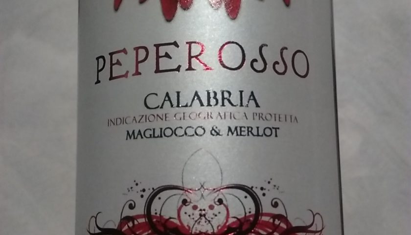 Peperosso2BCalabria2BIgp2BMagliocco2BMerlot2BCantine2BSpadafora 1