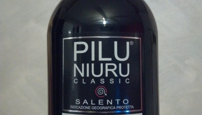 Pilu2BNiuru2BTaurosso2Bvino2Bopinioni2Brecensione2Babbinamenti2Bcucina2BNegramaro2BSalento2Bigt2Bdove2Bcomprare 1