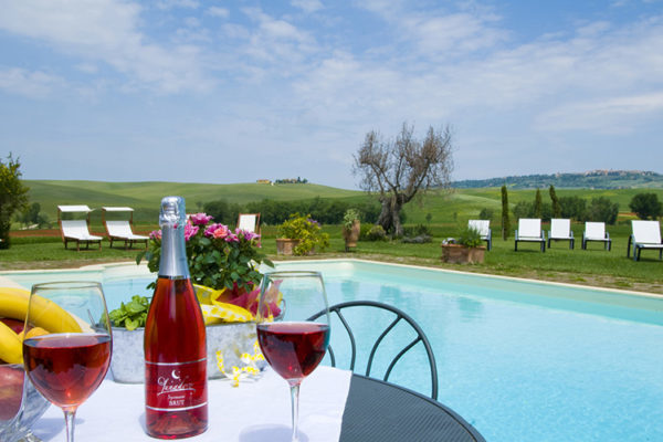 Lunadoro vino Toscana cantina Montepulciano e1465495665178