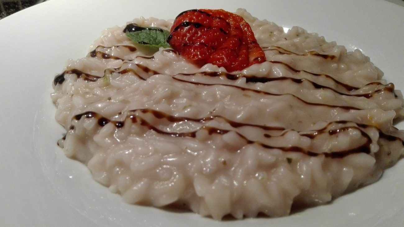 ricetta risotto alle fragole 1 scaled