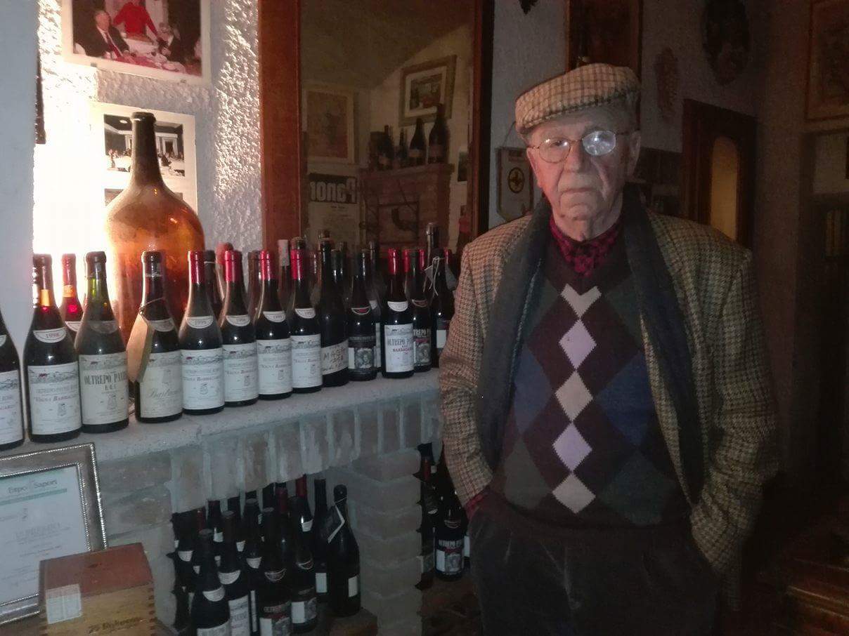 Addio a Lino Maga, il "Signor Barbacarlo" Addio a Lino Maga, il "Signor Barbacarlo"