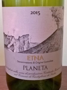 Etna Bianco Doc Planeta e1490349393686 225x300 1