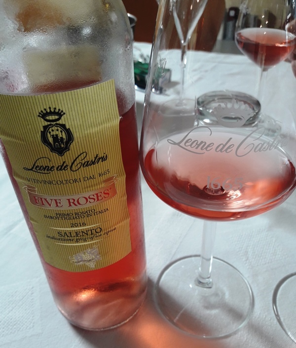 five roses anniversary rosato club leone de castris 4 1