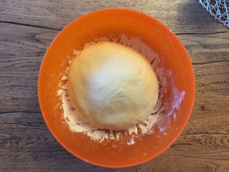 pizza napoletana di scarole pan brioche 4