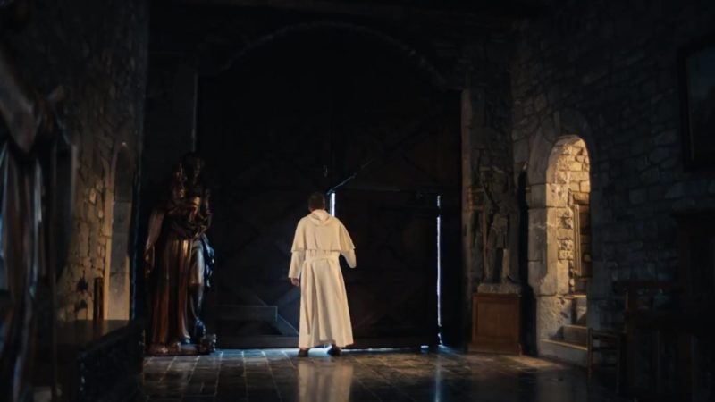 Borghese abbazia con Birra Leffe chi si beve lo spot 1
