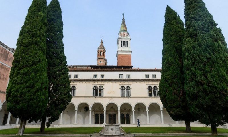 Chiostro dei Cipressi
