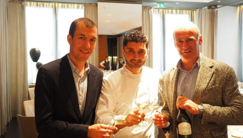 wolfgang Klotz Andrea Aprea Willi Sturz cantina kellerei tramin 1024x768 1