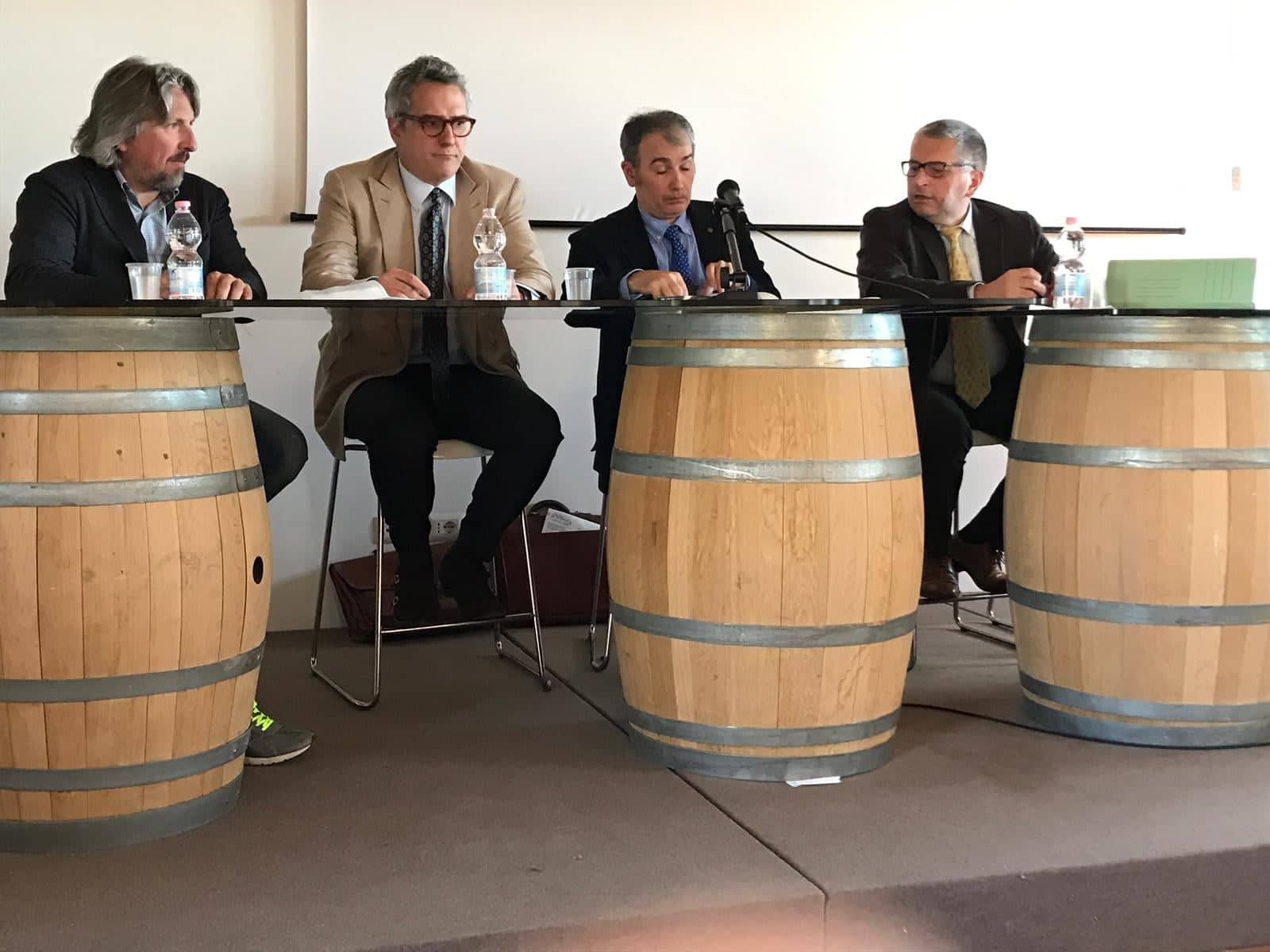 Oltrepò guerra di nervi il Consorzio scarica tutto sulla vecchia dirigenza