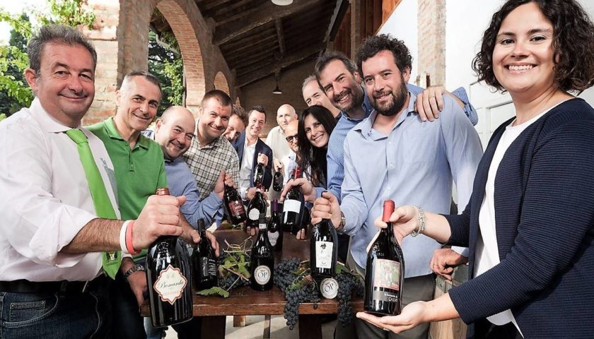 la mossa perfetta bonarda dei produttori oltrepò pavese distretto