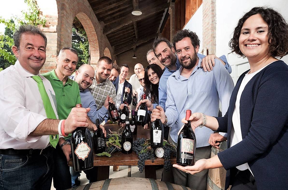la mossa perfetta bonarda dei produttori oltrepò pavese distretto