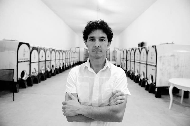 Il vino naturale è morto vignaiolo sardo Alessandro Dettori