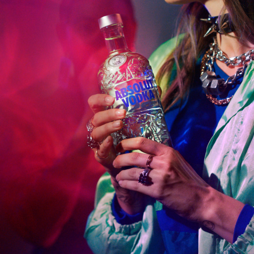 Absolut Vodka Comeback message in a bottle vetro riciclato al 41 3