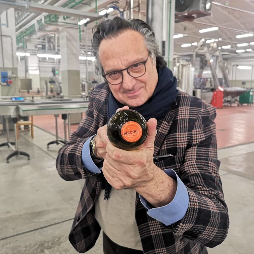 Mario Piccini Chianti Gran Selezione Deponiamo le armi il nemico è allestero