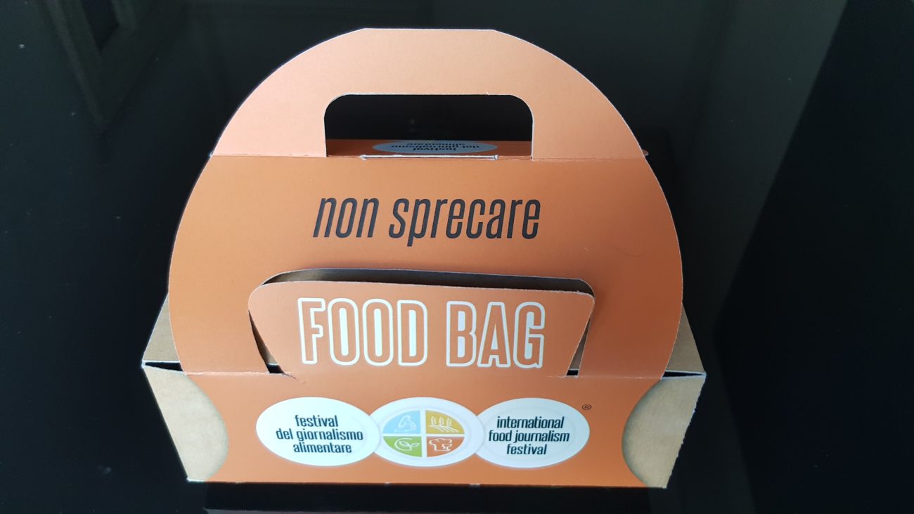 Food Bag obbligatoria nei ristoranti petizione del Festival del Giornalismo Alimentare