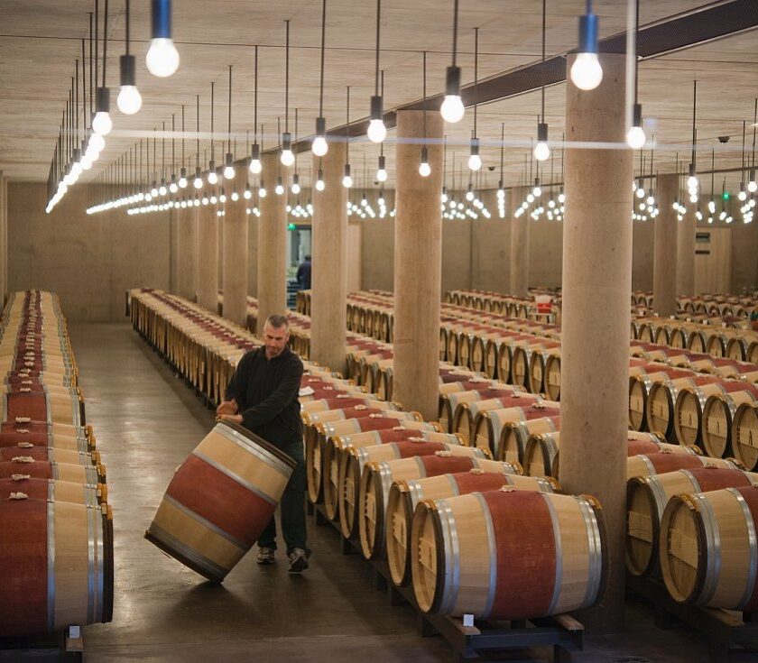 Via libera a 954 milioni di euro per lo stoccaggio dei vini Docg Doc e Igt