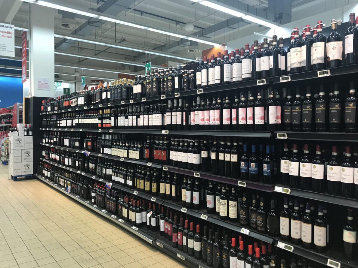 Corsia Vino Supermercato 3