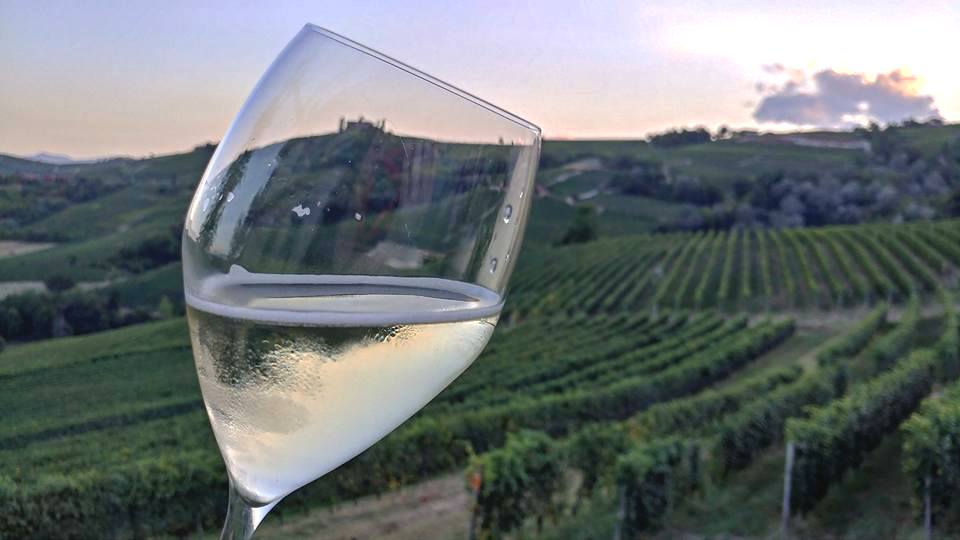 Asti Spumante e Moscato d'Asti Docg: al via lo sblocco della riserva vendemmiale Asti Spumante e Moscato d'Asti Docg: al via lo sblocco della riserva vendemmiale