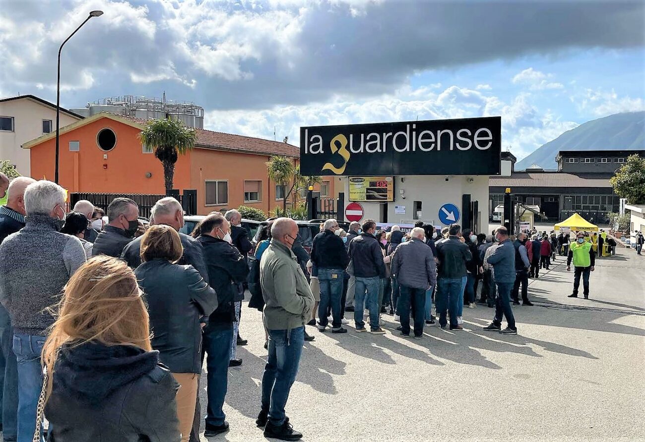Campania, Cantina Solopaca e La Guardiense diventano hub per il vaccino