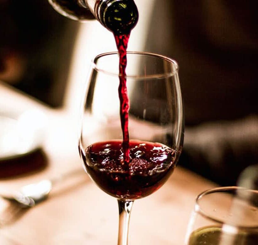 Fivi scrive al ministro Lollobrigida: «Dealcolati? Non sono vino ma bevanda»