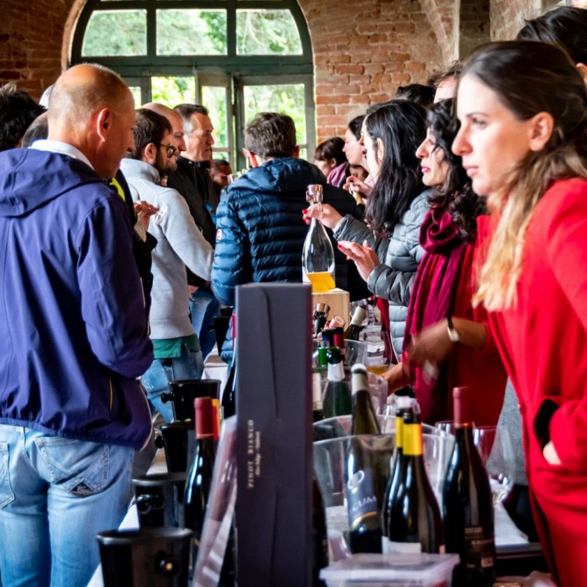 Torna la carica delle Sbarbatelle 2021 50 giovani viticoltrici invadono il Monferrato