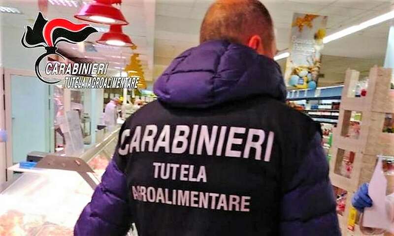 Sicilia: sequestrate 800 bottiglie al Cioccolato di Modica