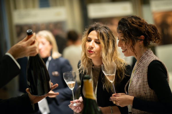 Alta Langa Docg: nel 2021 +42% delle vendite rispetto ai valori pre-pandemia Alta Langa Docg: nel 2021 +42% delle vendite rispetto ai valori pre-pandemia