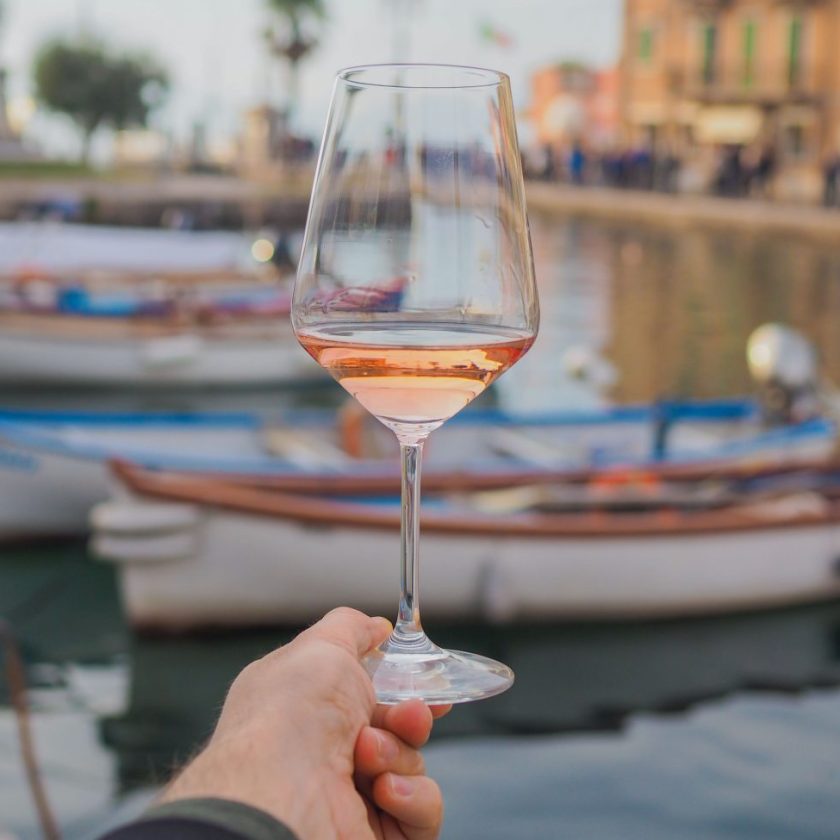 Anteprima Chiaretto di Bardolino 2021 torna con Corvina Manifesto 2022