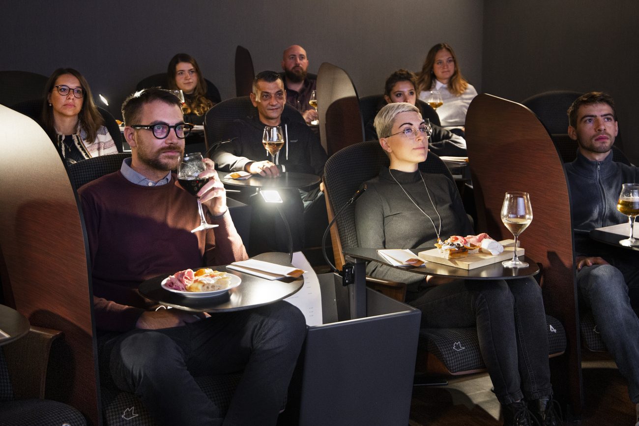 Sala Nobel: riapre la prima sala cinema-ristorante d'Italia