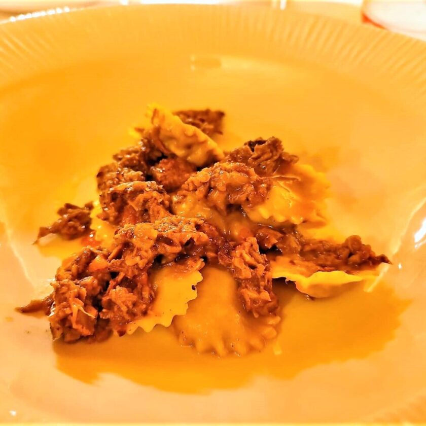 Uno dei piatti del menu pensato dallo chef Alessandro Folli del Ristorante Ad Astra di Santa Maria della Versa