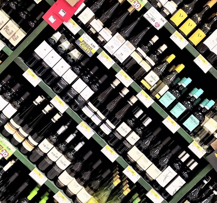 Dentro la testa di un buyer vino Gdo tra listini inflazione e assortimento