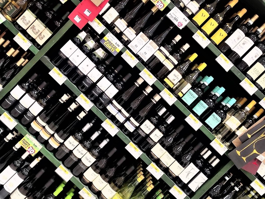 Dentro la testa di un buyer vino Gdo tra listini, inflazione e mosse sull'assortimento category manager vino supermercato