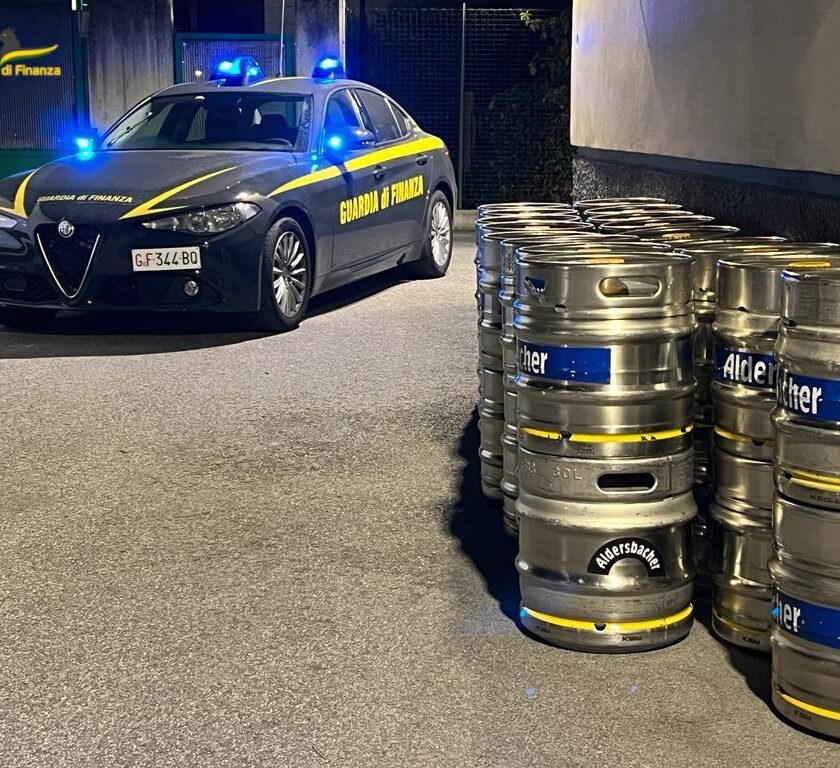 Birra di contrabbando dalla Germania all'Italia maxi sequestro lungo l'A22 del Brennero