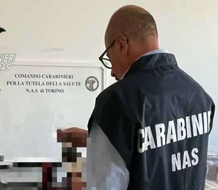 La banda del Romanee Conti scoperte bottiglie di vino con etichette false video