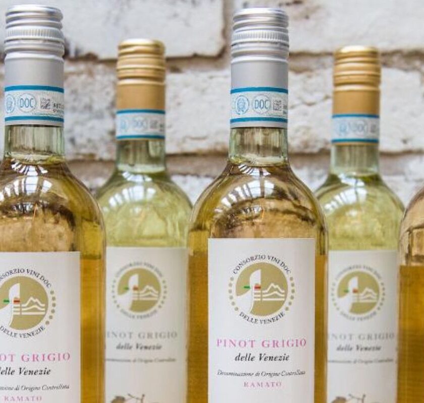 Pinot Grigio delle Venezie crescono imbottigliamenti e certificazioni 2024