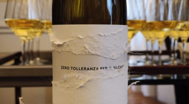 Zero tolleranza per il Silenzio il Ruzzese secco di Ca du Ferra Un Liguria di Levante Igp Bianco 2023 dopo il passito Diciassettemaggio cantina davide zoppi giuseppe aieta bonassola