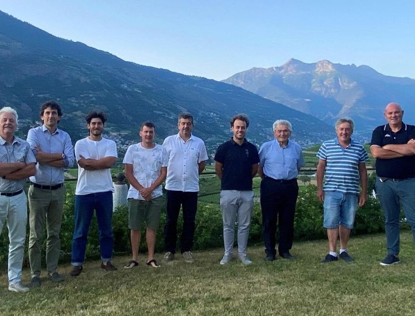 nuovo cda Consorzio Vini Valle d Aosta giovani al comando classe 1996  Nicolas Bovard (Cave Mont Blanc) nuovo presidente André Gerbore  (Cave des Onzes Communes), classe 1989 vicepresidente