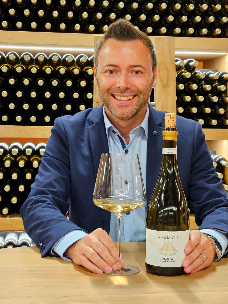 Adamantis 2022, la nuova annata della cuvée simbolo di Cantina Valle Isarco (3) Armin Gratl