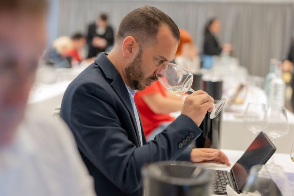 davide bortone giornalista vino italiano wine writer italian wine journalist
