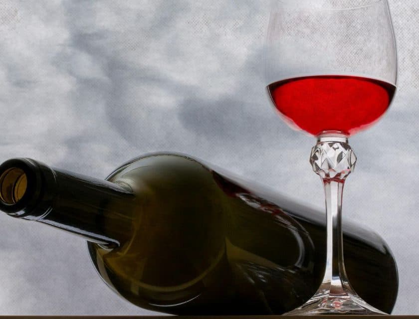 Il mercato del vino tra consumi, boom bollicine e sfida generazionale