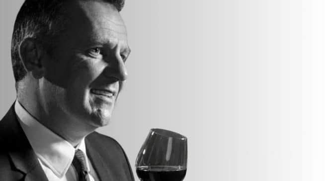 Degustare come un Master of Wine i segreti del presidente MW Rod Smith roderick smith istituto master of wine londra How to Taste Wine Like a Master of Wine