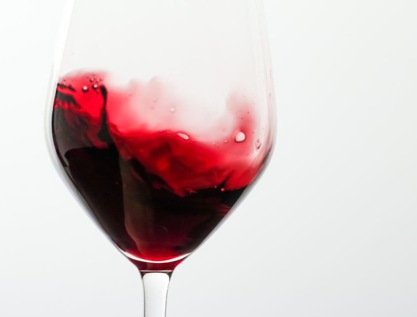 Falso Chianti su 411 siti web la denuncia del Consorzio Report di Online Brand Protection – Overview 2025