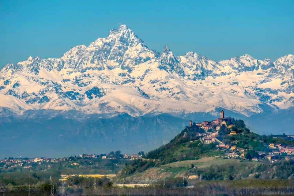 Migliori Roero Arneis 2024 il Nebbiolo bianco è la sorpresa di Grandi Langhe 2026 punteggi scores davide bortone winemag