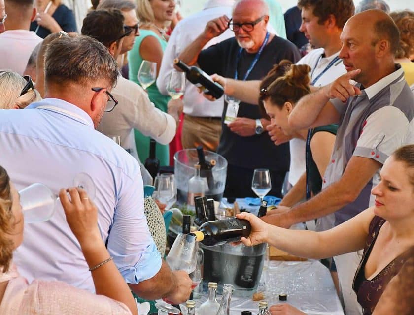 Mare e Vitovska in Morje celebra 20 anni al Castello di Duino il festival dedicato al bianco del Carso