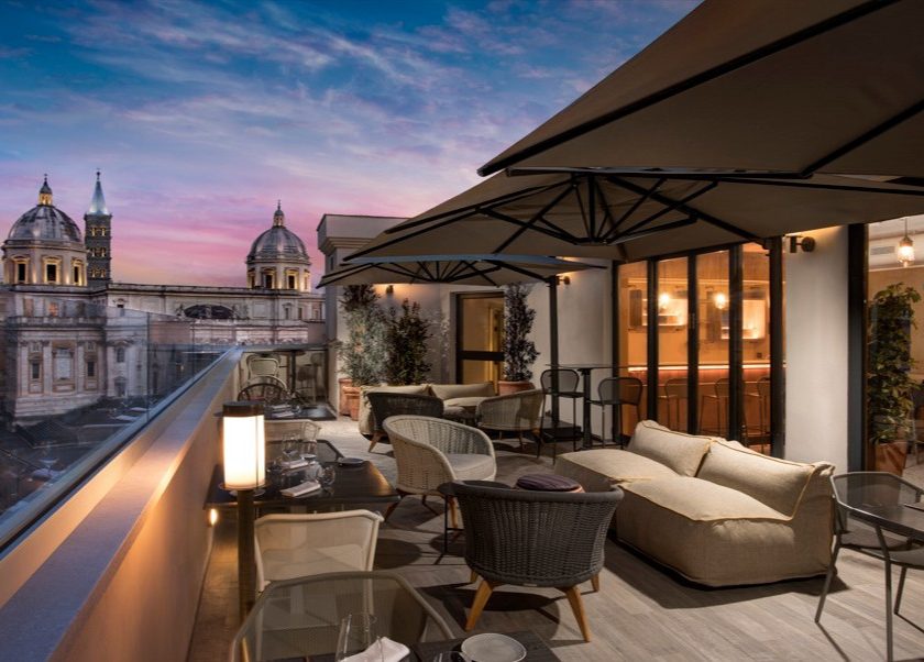 Pallini porta la mixology d’autore al rooftop Mùn del DoubleTree by Hilton Rome Monti