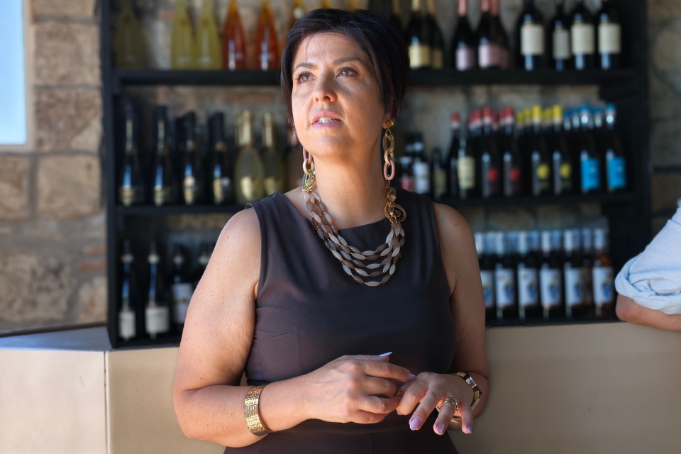 Antonella Porto direttrice la fortezza - Enzo Rillo chiama Nicolas Secondé risponde Cantina del Taburno punta sul Metodo classico con l'enologo della Champagne. Nascerà il Consorzio