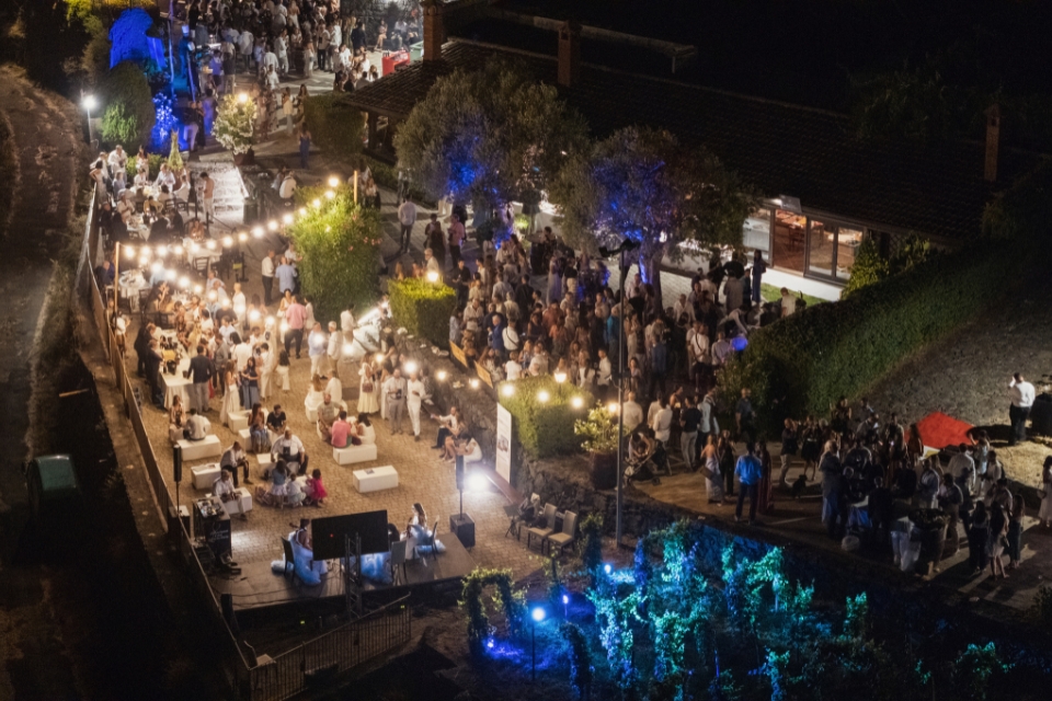 Bolle in Vigna 2026 sull Etna il Metodo Classico “vista mare”. Torna evento organizzato da Tenute Nicosia, sul versante sud-est dell Etna (4)