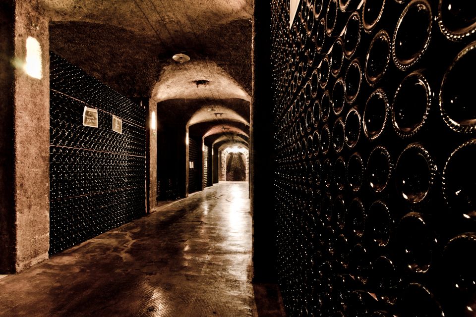 Festival Franciacorta in Cantina 2026, dal 18 al 20 settembre degustazioni, visite e formazione
