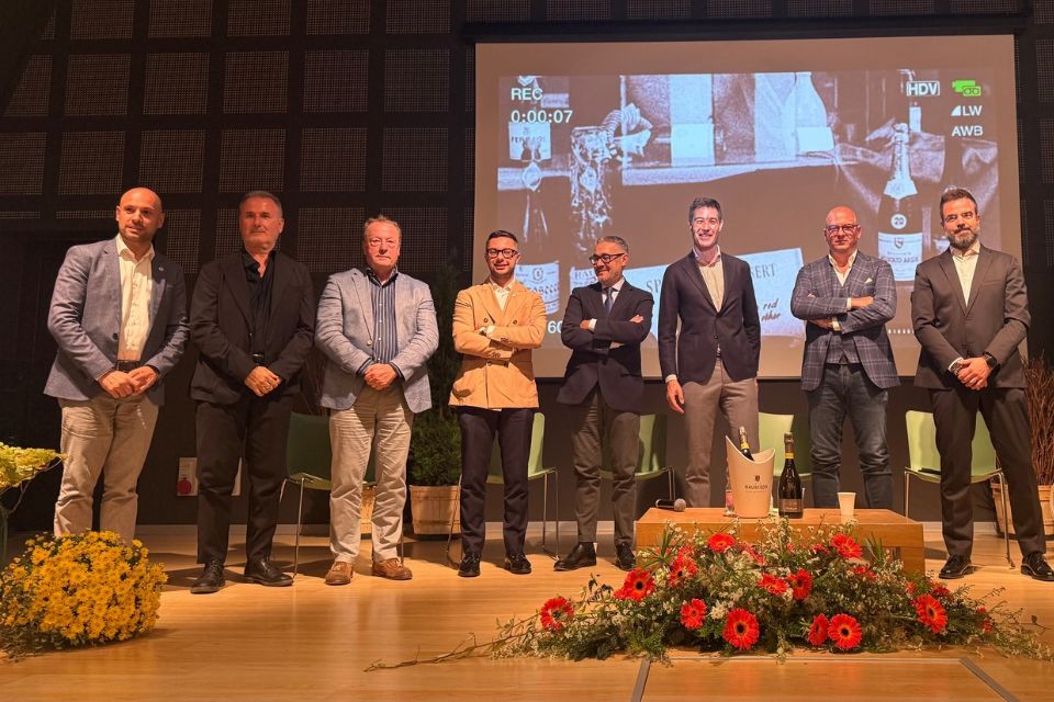 75 anni Rauscedo, dalla barbatella al calice la forza invisibile del vino italiano