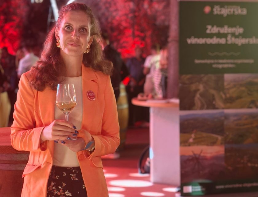 Riesling italico Oltrepò Pavese, senti la miglior sommelier della Slovenia Simona Česen