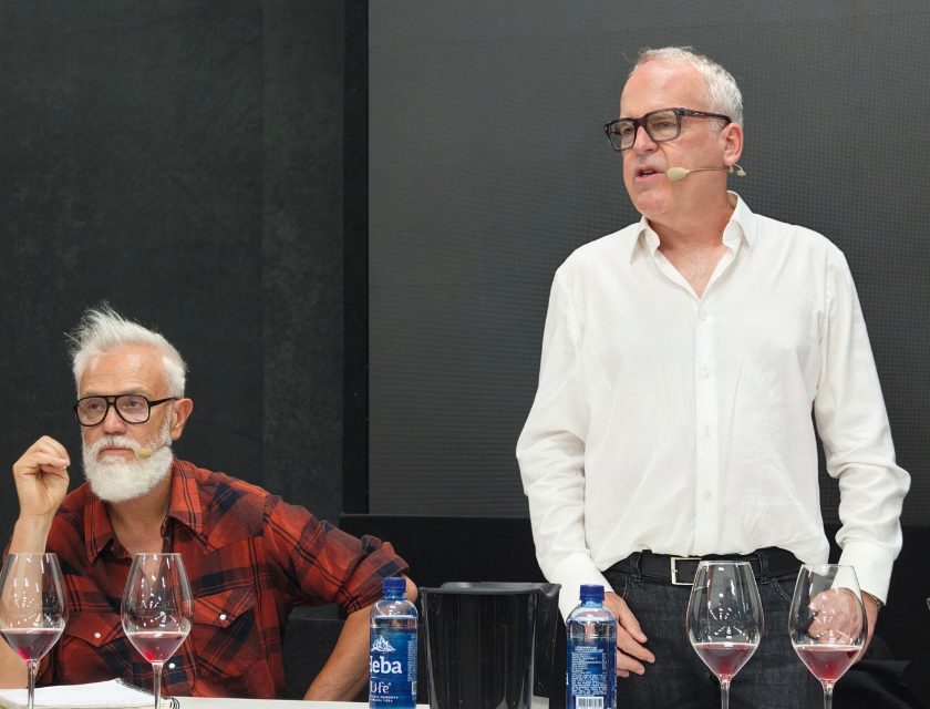 Suckling e Simonit Salviamo le vecchie vigne per fare grandi vini Masterclass Great Vineyards for Life Wine Vision by Open Balkan 2026 Belgrado pinot noir mirae vineyard martinborough (1)